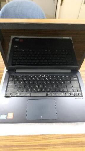 ASUS製造2018年E402W新品未使用品です。展示品でした。