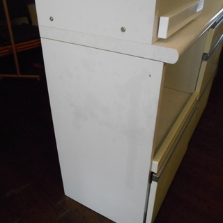 食器棚 キッチンボード『色褪せ、染みあり』【リサイクルショップ  