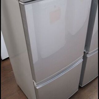 新生活！16500円 値下げしました！シャープどっちもドア 冷蔵庫 2ドア 137L 2016年製