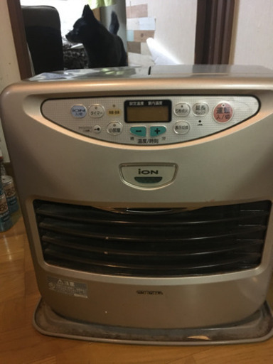 灯油ヒーター(2つあります)