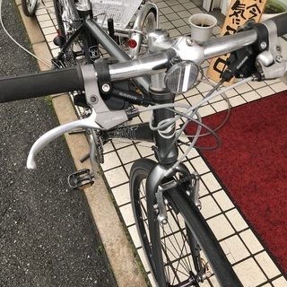 クロスバイク GIANT エスケープ R3 ガンメタ