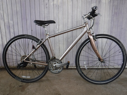 GIANTのクロスバイク エスケープR3　中古自転車 268