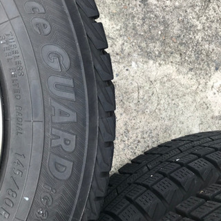 定ア限ン バリ溝 軽自動車 アルミホイール付きスタッドレスタイヤ 145