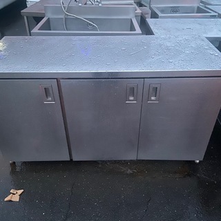 両開きステンレス作業台