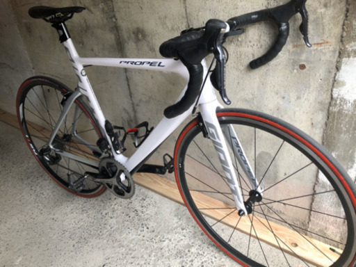 GIANT PROPEL ADVANCED SL2