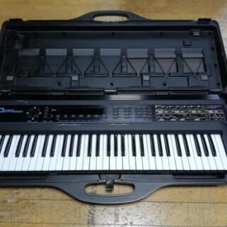 【値下げ中】Roland D-50　61鍵盤シンセサイザー ケー...