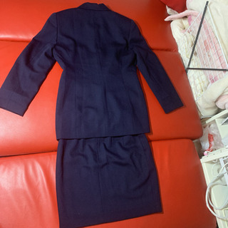 エル　紺　スカートスーツ　M  レディース