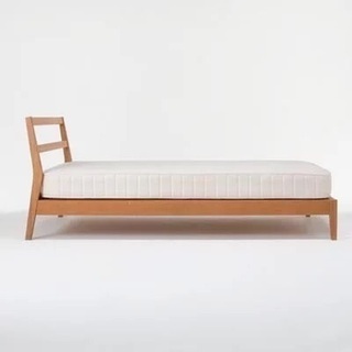 無印良品 タモ材 ベッドサイドテーブル 中古品 稀少なバーチ材を使用