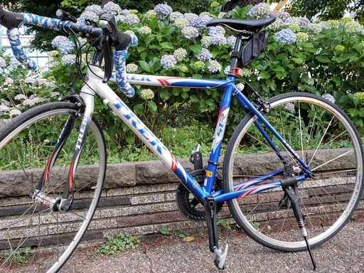 ロードバイク TREK SLR \