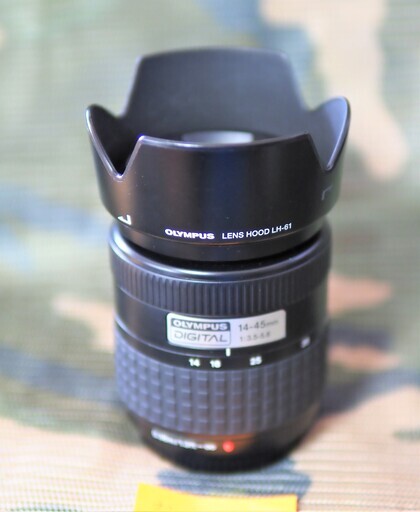 最終出品　Olympus 4/3用レンズ　14-45㎜ f1:3.5-5.6　中古品