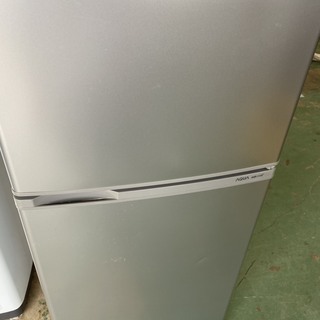 AQUA　冷凍冷蔵庫　AQR-111D　2015年製