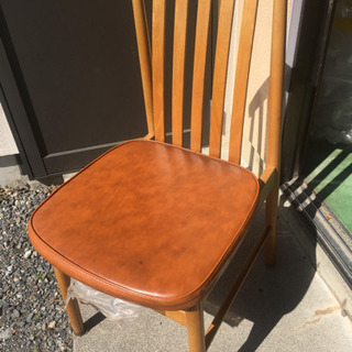 木製椅子8脚