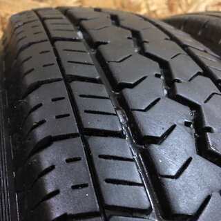 2本オマケ ハイエース キャラバン用 195/80R15 107 中古スタッドレス6 