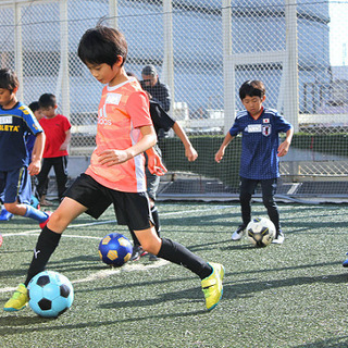 ＜サッカー＞ジンガステップを学んで最強のドリブルを手に入れよう！