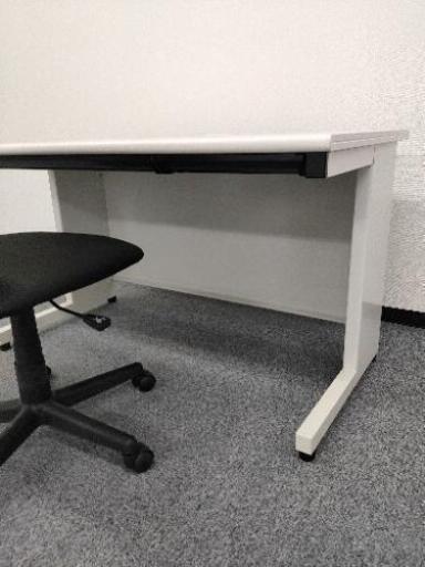 オフィス机+椅子　プラス　フラットライン1200×700×700　机4台と椅子4脚セット