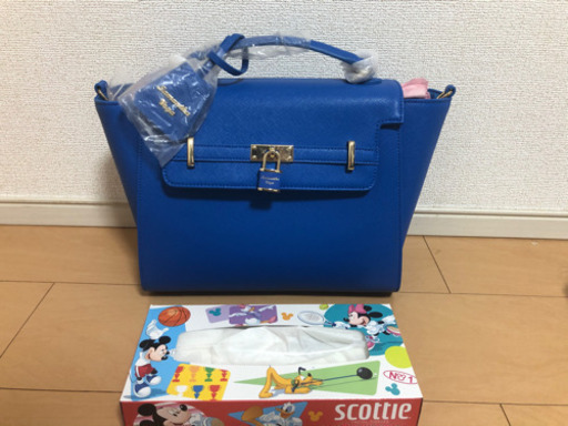 Samanthaの鞄