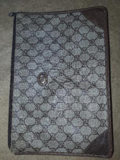 GUCCIのバッグ