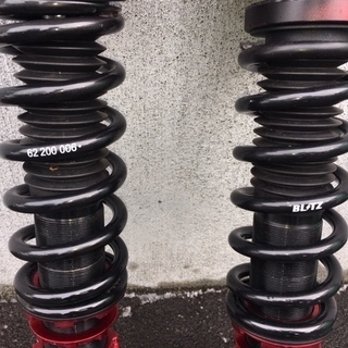 引取中！　レガシィ ＢＰ・ＢＬ系　ブリッツ（ＢＬＩＴＺ） 車高調 (ＤＡＭＰＥＲ ＺＺ－Ｒ)　フロントセット　中古品 