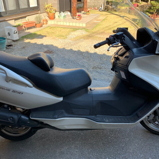 スカイウェイブ650