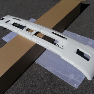 いすゞ　07フォワード　フルワイド　バンパー　新車外し純正品