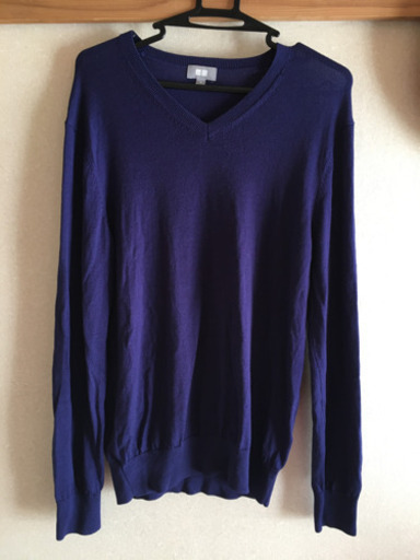 Uniqlo メンズファインメリノウール Vネックセーターブルー Yuk 大泉学園のセーター メンズ の中古 古着あげます 譲ります ジモティーで不用品の処分