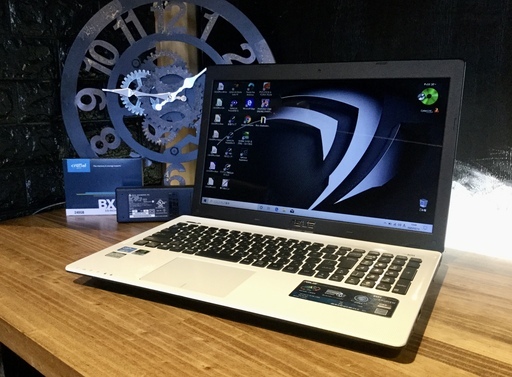 売却済み。ご覧頂きありがとうございました。【NVIDIA搭載！一宮でWindows10搭載機！ASUS　ゲーミングPC　ホワイト】一宮市にパソコンさぽーとMr.Carnival（ミスカニ）です！PC修理・販売、iPhone\u0026iPad修理店【PayPay\u0026メルペイ使えます！】店頭在庫PCのご紹介です！受け渡しは店舗にて(^^)/【15.6インチ ノートパソコン ゲーミングノートPC 3rd i5/RAM6GB/新品SSD240GB】
