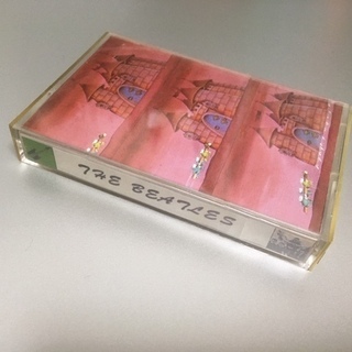 ビートルズのカセットテープ（値下げしました）