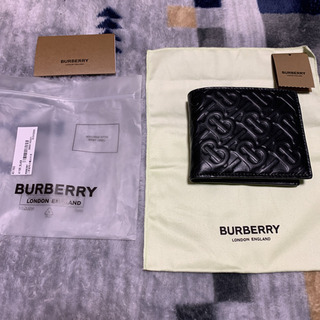 BURBERRY 二つ折り財布