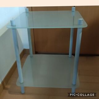 ガラスのサイドテーブル40×40×48cm