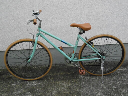 中古自転車 シティークロス シマノ外装6段 Vブレーキ 色ライトブルー  26インチ メーカーサイクルショップカイトのPB品