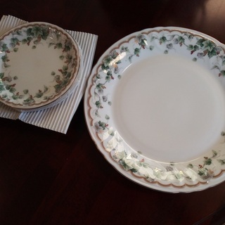 洋食器　大皿と小皿のセット