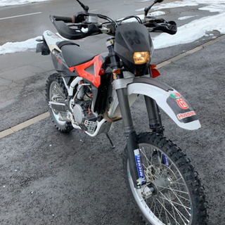 【売れました】Husqvarna ﾊｽｸﾊﾞｰﾅ TE250 ｲﾝｼﾞｪｸｼｮﾝ 2008年　実動!