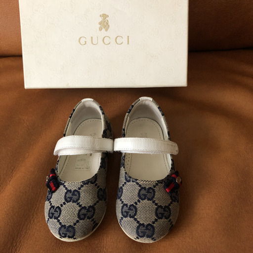 GUCCIキッズシューズ
