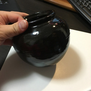 山奥で拾いあげた陶器 出土品かな