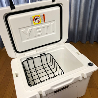 イエティ　タンドラ　35  ホワイト　クーラーボックス