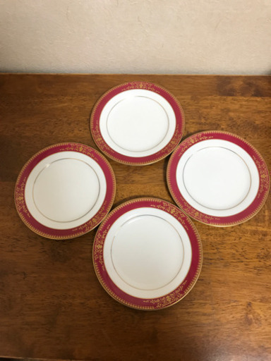 ノリタケ Noritake お皿 プレート 食器 4枚セット Trois3 高井戸の生活雑貨の中古あげます 譲ります ジモティーで不用品の処分
