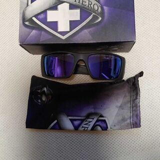 オークリーサングラス フューエルセル 中古品