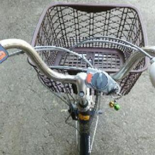 電動アシスト三輪自転車ビビライフBE-ELR832