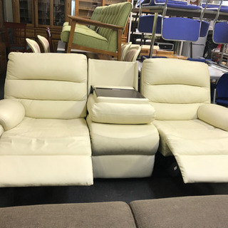 本革仕様  三人掛け 電動式 ソファー  中古品