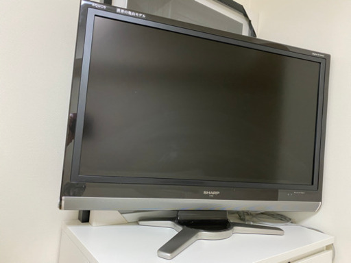 【受け渡し予定者確定】　あまりの人気で返事出来なくて申し訳ありません　テレビ３７インチシャープ液晶