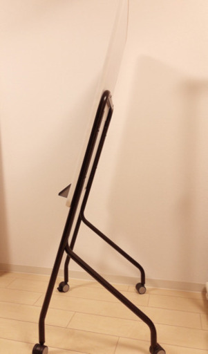 スタッキングホワイトボード（W600×D500×H1500）