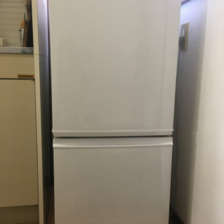 【急募】SHARP 137L家庭用冷蔵冷凍庫