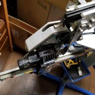 ガット張り機　EAGNAS