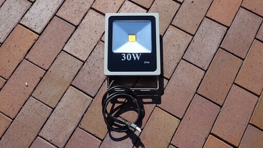 お取引中led作業灯led投光器カーポートや物置や庭先に 30w チョコミント 西帯広の生活家電 その他 の中古あげます 譲ります ジモティーで不用品の処分 お取引中led作業灯led投光器カーポートや物置や庭先に 30w チョコミント 西帯広の生活家電 その他 の中古あげます 譲ります ジモティーで不用品の処分