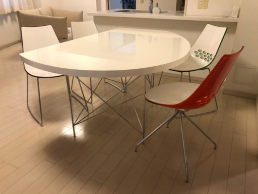 美品 Calligaris/カリガリス ダイニングテーブル(LOOP)、チェア(JAM)×4