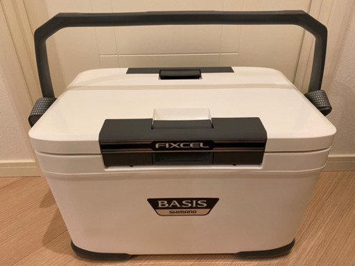 シマノ　クーラーボックス　FIXCEL BASIS 30リッター
