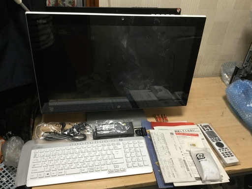 ☆ほぼ新品！富士通FH78/LD i7/3T/8GクイックTV・タッチパネル搭載 