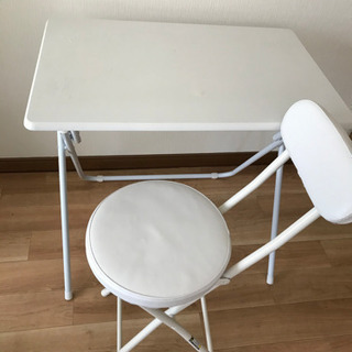 ニトリ　折りたたみテーブル　椅子　セット