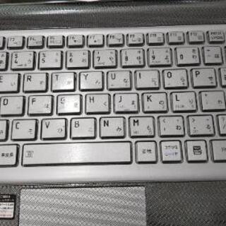 ネットブック(白)TOSHIBA dynabook satellite T210