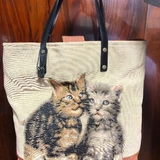 猫刺繍のカバン
